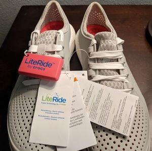Crocs LiteRide Pacer tennis shoes